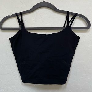 Halara cropped workout top size medium in black